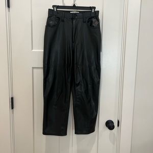 Abercrombie Curve Love Vegan Leather Ankle Straight Pants